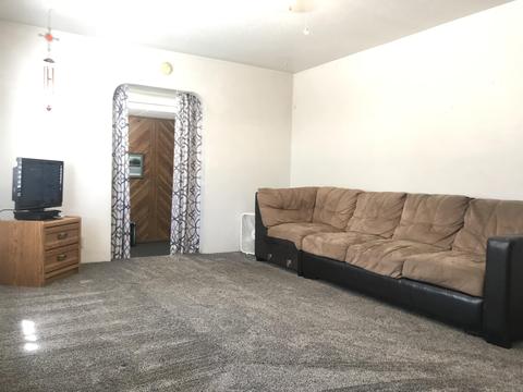 809 S Edison St, Visalia, CA 93292 photo 2