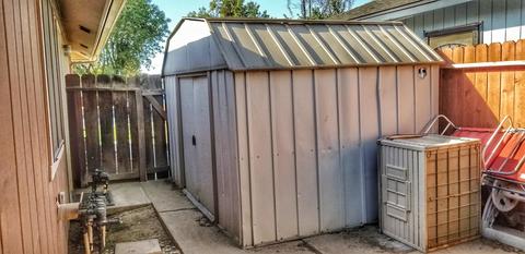 1361 E Bolinger Way, Dinuba, CA 93618 photo 27