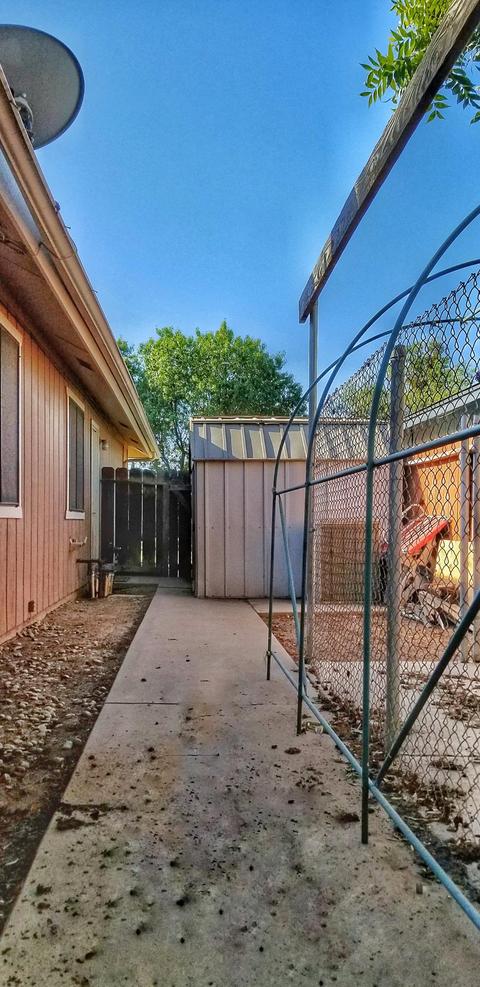 1361 E Bolinger Way, Dinuba, CA 93618 photo 26