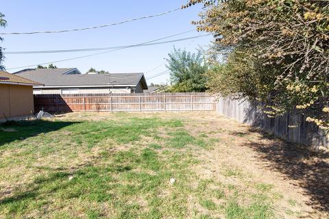 558 Ash St, Lemoore, CA 93245 photo 16