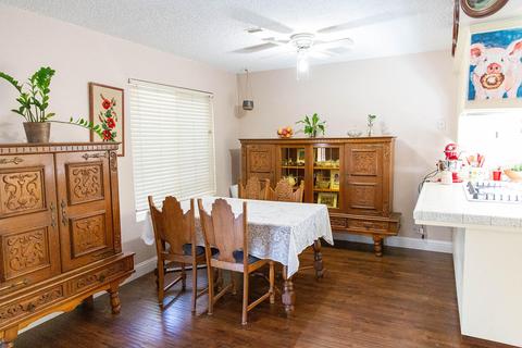 558 Ash St, Lemoore, CA 93245 photo 6