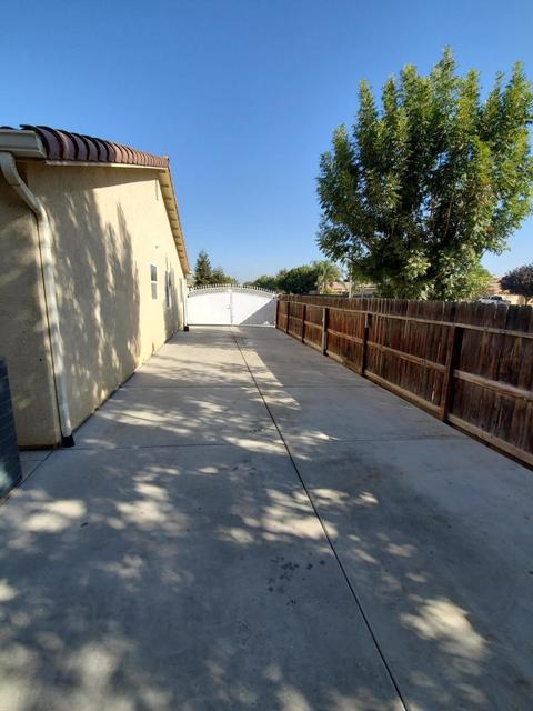 2793 Lakeridge Ave, Tulare, CA 93274 photo 19