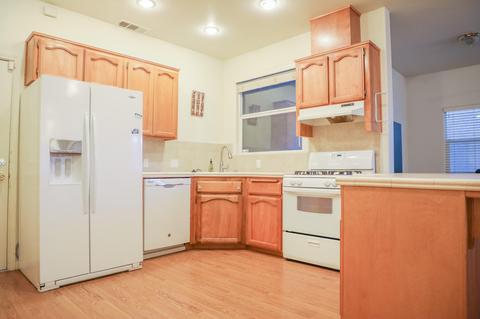 415 W Maple St, Exeter, CA 93221 photo 9