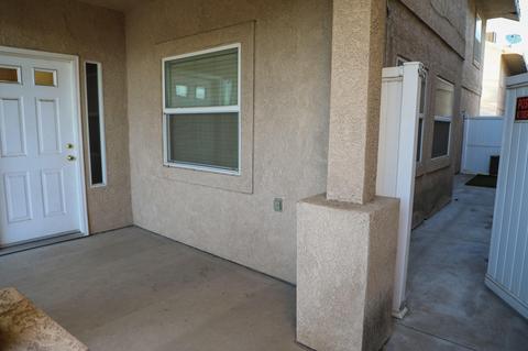 415 W Maple St, Exeter, CA 93221 photo 3