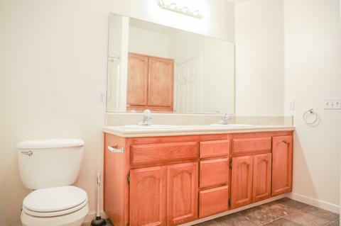 415 W Maple St, Exeter, CA 93221 photo 23