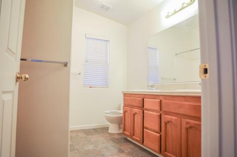 415 W Maple St, Exeter, CA 93221 photo 22