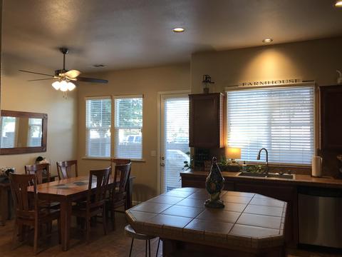 1349 E Dorothea Ave, Visalia, CA 93292 photo 15