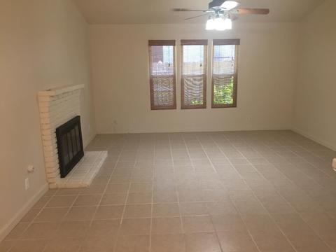 1638 E Sunnyview Ave, Visalia, CA 93292 photo 8