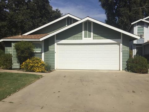 1638 E Sunnyview Ave, Visalia, CA 93292 photo 1