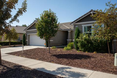 1129 Golf Ave, Lemoore, CA 93245 photo 2