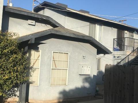 304 S K St, Dinuba, CA 93618 photo 4