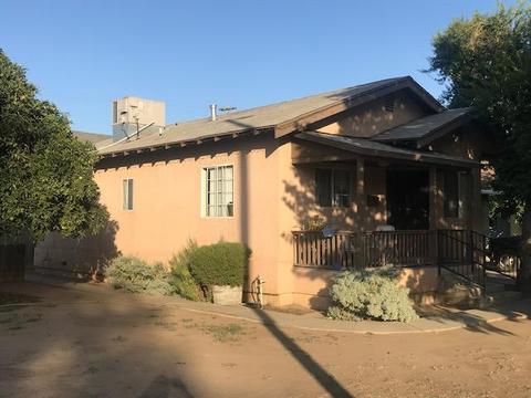 304 S K St, Dinuba, CA 93618 photo 2