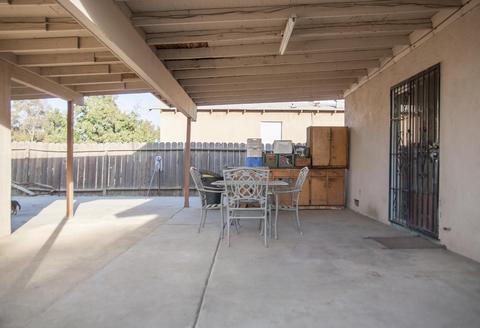 736 E Roosevelt Ave, Visalia, CA 93292 photo 16