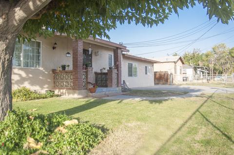 736 E Roosevelt Ave, Visalia, CA 93292 photo 2