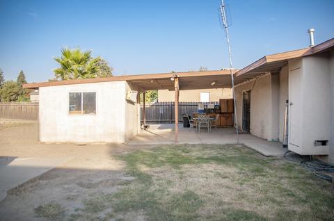 736 E Roosevelt Ave, Visalia, CA 93292 photo 17