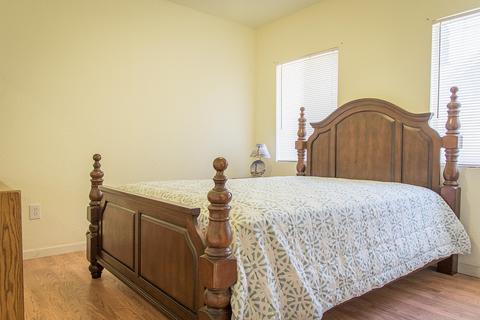 683 E Kern Ave, Tulare, CA 93274 photo 21