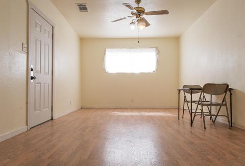 683 E Kern Ave, Tulare, CA 93274 photo 20