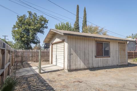 683 E Kern Ave, Tulare, CA 93274 photo 25