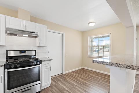 2814 E College Ave, Visalia, CA 93292 photo 8