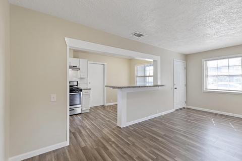 2814 E College Ave, Visalia, CA 93292 photo 9