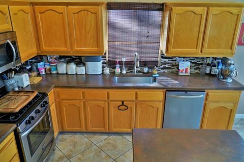 1009 Par Ave, Lemoore, CA 93245 photo 19