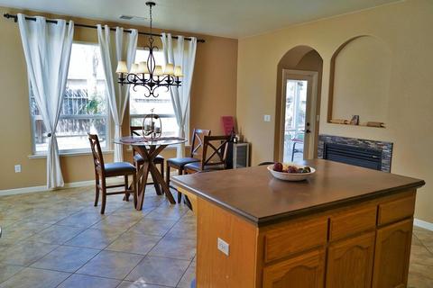 1009 Par Ave, Lemoore, CA 93245 photo 13