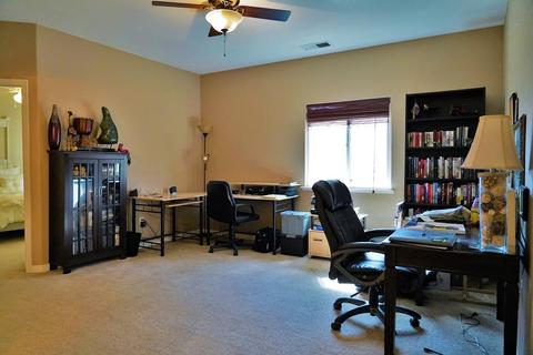 1009 Par Ave, Lemoore, CA 93245 photo 24