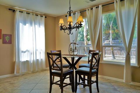 1009 Par Ave, Lemoore, CA 93245 photo 12