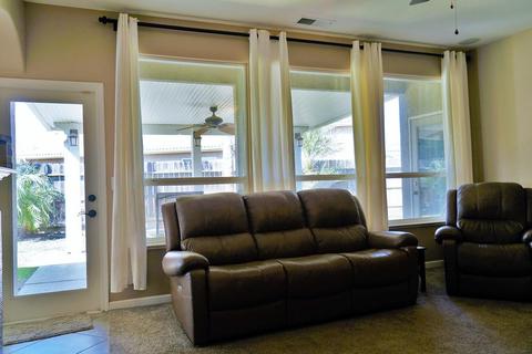 1009 Par Ave, Lemoore, CA 93245 photo 10