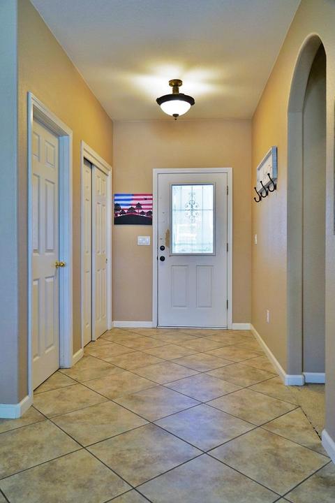 1009 Par Ave, Lemoore, CA 93245 photo 5