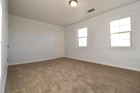 1075 W Maple St, Exeter, CA 93221 photo 9