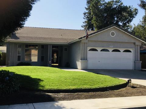 1429 E Parkview Ct, Visalia, CA 93292 photo 2