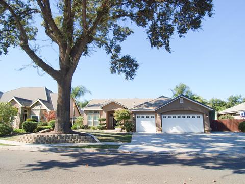 740 Sherwood St, Exeter, CA 93221 photo 1