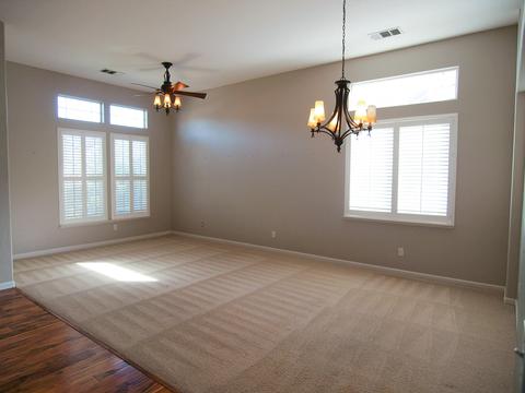 740 Sherwood St, Exeter, CA 93221 photo 2
