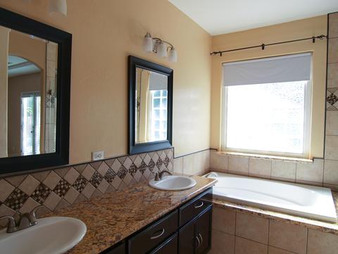 740 Sherwood St, Exeter, CA 93221 photo 32