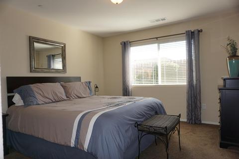 492 Edgewater St, Tulare, CA 93274 photo 7