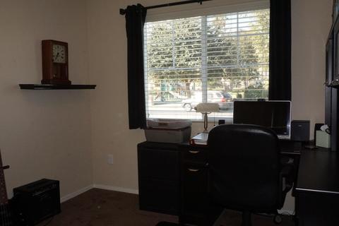 492 Edgewater St, Tulare, CA 93274 photo 6