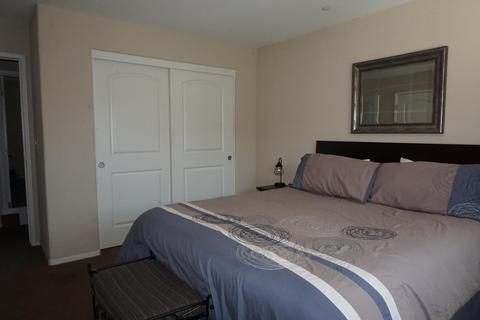492 Edgewater St, Tulare, CA 93274 photo 9