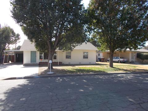 1065 E La Mesa Dr, Tulare, CA 93274 photo 2