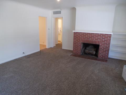 1065 E La Mesa Dr, Tulare, CA 93274 photo 5