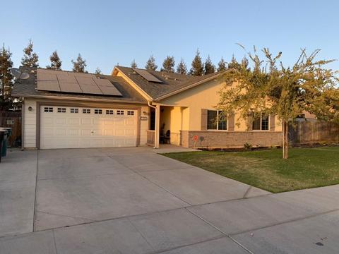 714 Russell Dr, Tulare, CA 93274 photo 2