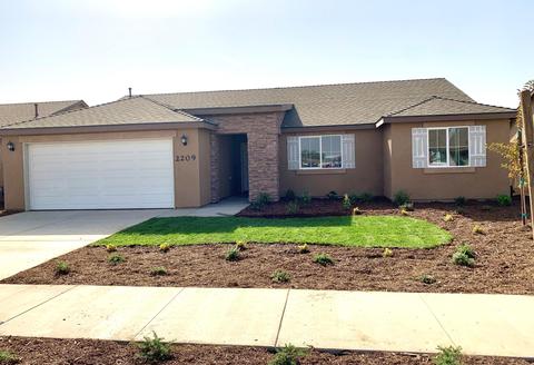 2209 E Sweet Ave, Visalia, CA 93292 photo 1