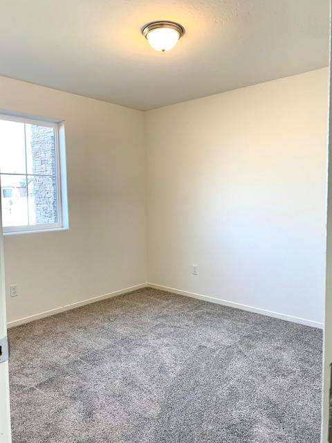 2209 E Sweet Ave, Visalia, CA 93292 photo 7