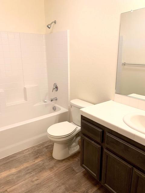 2209 E Sweet Ave, Visalia, CA 93292 photo 6