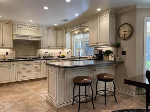 1446 E Avila Dr, Tulare, CA 93274 photo 8