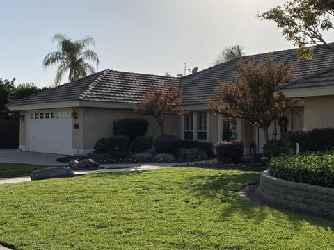 1446 E Avila Dr, Tulare, CA 93274 photo 3