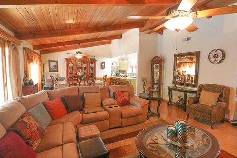 263 E Garfield Ave, Tulare, CA 93274 photo 8
