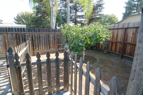 263 E Garfield Ave, Tulare, CA 93274 photo 34