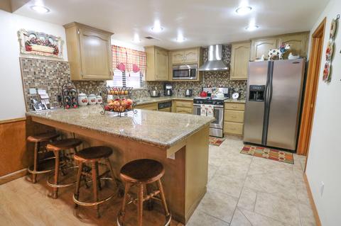 263 E Garfield Ave, Tulare, CA 93274 photo 12