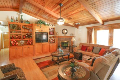 263 E Garfield Ave, Tulare, CA 93274 photo 7